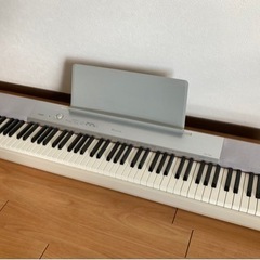 CASIO  電子ピアノ　PX-150