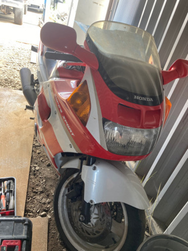 ホンダCBR1000F SC24 車検切れ　販売or何かと交換