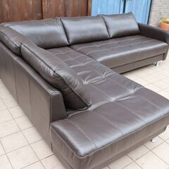Leatherworld(レザーワールド)のLXコレクション 総本革カウチソファー。スタイリッシュでスッキリとしたデザインありながらゆったりとしたシートのモダンなレザーコーナーソファーです♪DE342