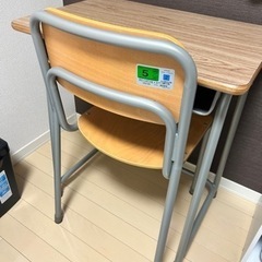 ほぼ新品 学校机・椅子セット 2号サイズ(身長159〜172cm目安)