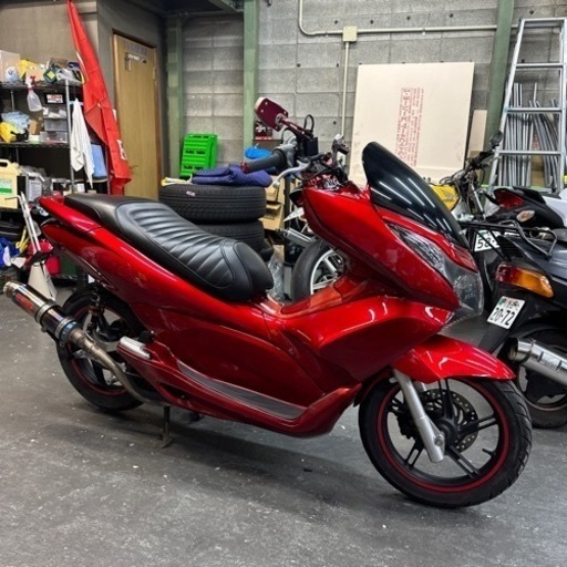PCXカスタム‼️マフラー、サス、シート✨お金かかってますセル一発‼️全国陸送✨