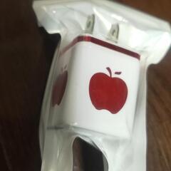 アップル 充電アダプタ 赤