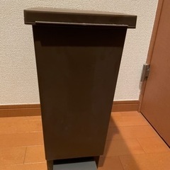 【5/27(土)15〜17時限定】ペダル付きゴミ箱