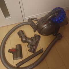 Dyson　DC46　ダイソン　使用感強め　通電済み