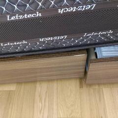 ワイドダブルベッド　フレームとマットレス