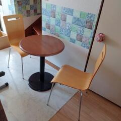 円卓　椅子2脚　テーブル　丸