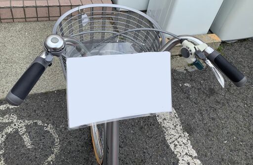 ☆美品！☆自転車 Alumi 22インチ 変速あり シルバー カゴ付き