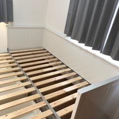 IKEA ヘムネスベット 白色
