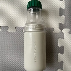 スターバックス　ミルク型タンブラー