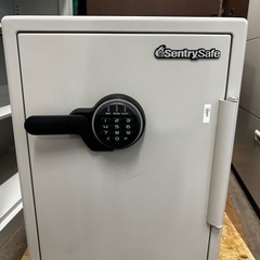金庫 56L SENTRY safe 半年使用の美品です