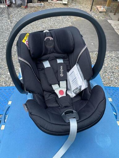 チャイルドシート サイベックス Cybex Aton 5 car seat  ベース付き
