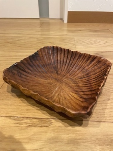 ハンドメイド１点もの　山桜の角皿