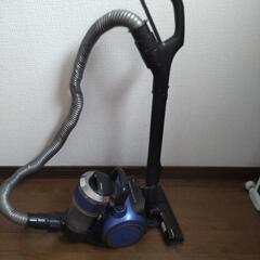 TOSHIBA　サイクロン掃除機