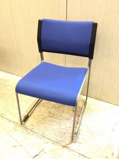 ■9102■ アイリスチトセ スタッキングチェア イス 椅子 チェア オフィス家具 会議用 ブルー 布張り オフィスチェア オフィス用チェア