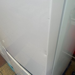 3か月間保証☆配達有り！16000円(税別）ハイセンス 2ドア冷蔵庫 150L 2019年製 ホワイト