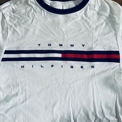 TOMY  Tシャツ