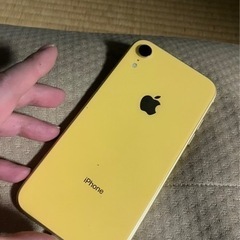 iPhoneXR 256G simフリーイエロー画面擦り傷多少あり 本日お値引きあり