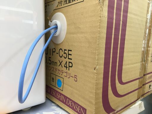 関西 UTP-C5E LANケーブル　未使用品　レングスマーク付　条長300Ｍ　質量10ｋＧ　【ハンズクラフト宜野湾店】