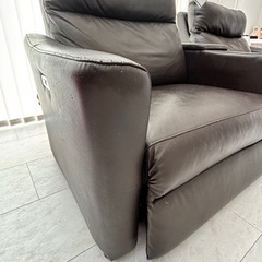 電動リクライニングユニットテーブル付きソファ