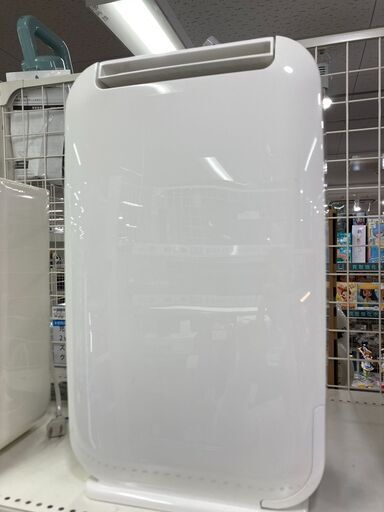 【6か月保証】HITACHI(日立)のゼオライト式除湿機が入荷しました。