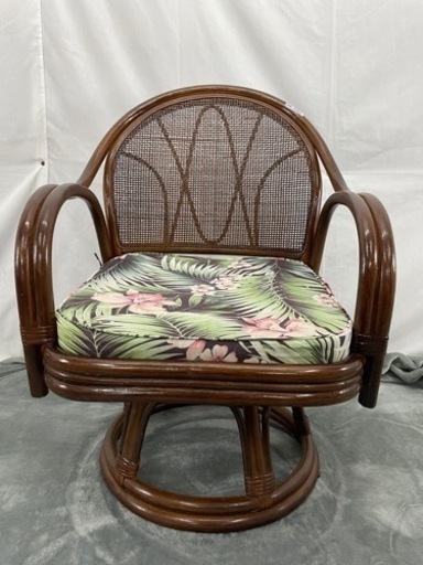 ニトリ 座椅子 ブラック NITORI 折りたたみ座椅子 ブラック カイテン