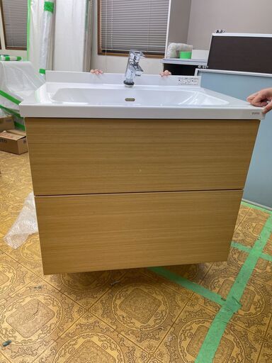 【お取引中】TOTO洗面台　水栓付　未使用品