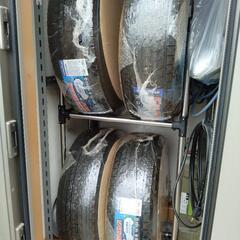 新品未使用SUV16インチ、スタッドレスタイヤ4本、アルミホイール付