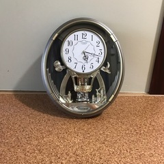 オルゴール付き掛け時計