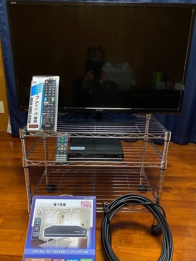 シャープテレビセット。