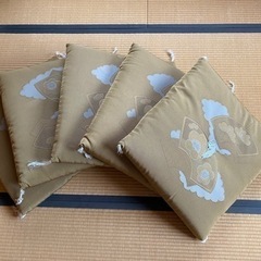 【6月2日まで】冬用座布団　しっかり厚地(1枚 300円〜)