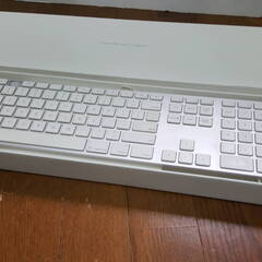 Apple　純正　USBキーボード　A1243　動作確認済み (...