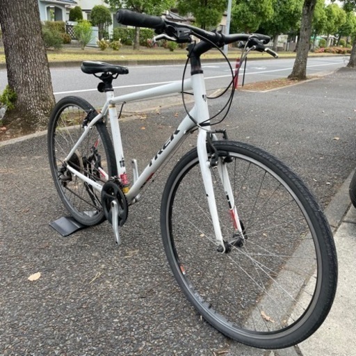 クロスバイク トレック FX2 身長174-187cm 定価5.9万円
