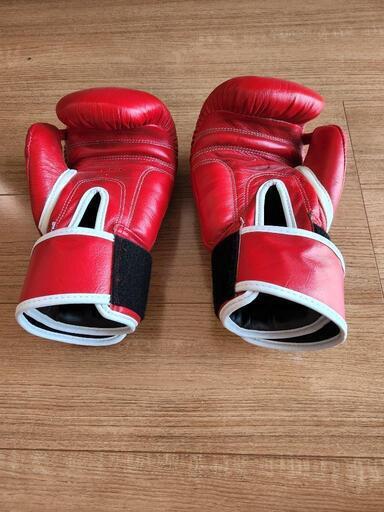 サンドバッグ、スタンド、グローブセット販売になります。 ストア 