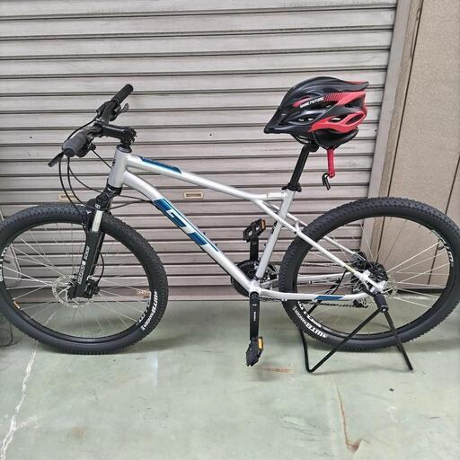 【美品】GT AggressorExpert マウテンバイク MTB シルバー【現行モデル】