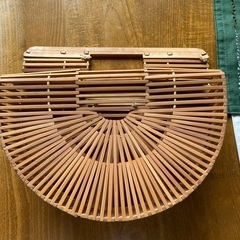 竹細工のバッグ