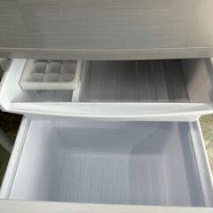 大阪【今週引取り】SHARP 冷蔵庫 137L 2018年製 SHARP 中古/LB-SJ14XW/冷蔵庫/137L/SHARP/シャープ/SJ-14X-W