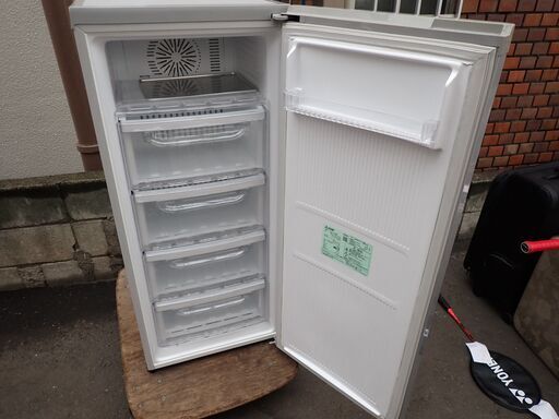 三菱電機 冷凍庫 121L・右開き MF-U12Y-S - 冷蔵庫 