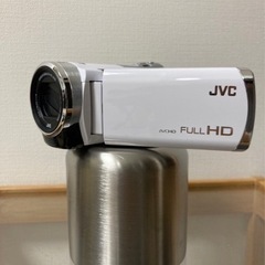 【取引済】JVC ビデオカメラ Everio  GZ-E109 ...