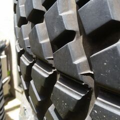 横浜ジオランダ、MTタイヤ5本