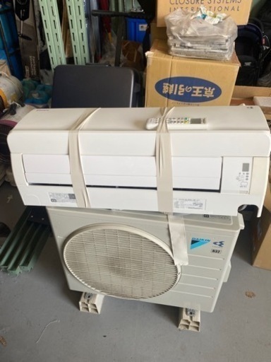 商談中　ルームエアコン　DAIKIN