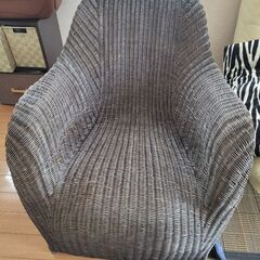 【取りに来れる方限定】アジアンイス アジアンチェア