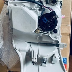 200系ハイエース　ヘットライト