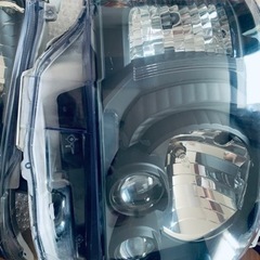 200系ハイエース　ヘットライト