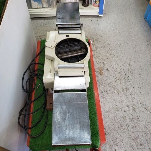 マキタ LP1802 超仕上カンナ【野田愛宕店】【店頭取引限定】【中古