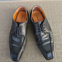 革靴（黒）25.5cm　madras