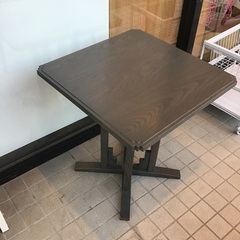 テーブル　カフェテーブル