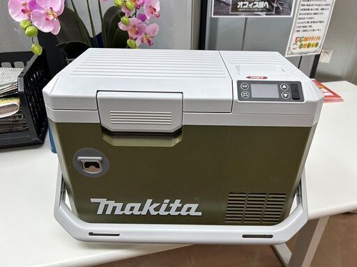 makita マキタ 充電式保冷温庫 7L CW003G オリーブ (D4876kkxwY)