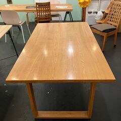 無印良品製・ヴィンテージテーブル（幅150cm x 奥行85.5cm x 厚さ3cm）