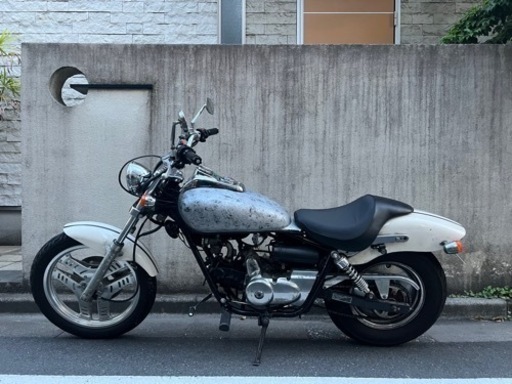 マグナ50