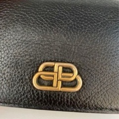 バレンシアガ 折り財布